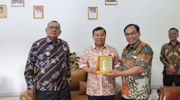 Bupati Dairi Terima Kunjungan Presiden Komisaris NT Corp, PLTMH Akan Dibangun Di Dairi