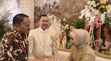 Maruli Siahaan Hadiri Resepsi Pernikahan Safiqki Juanda Lubis dan Yolanda Novira Rangkuti di Medan