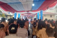 Anggota DPRD Kota Medan, Binsar Simarmata saat pelaksanaan Sosialisasi Penyebarluasan Ideologi Pancasila dan Wawasan Kebangsaan di halaman St. Petrus, Jalan Luku I, Kelurahan Kwala Bekala, Kecamatan Medan Johor, Sabtu (26/9).Foto Ist