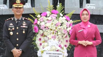 Kapolres Simalungun Didampingi Ketua Bhayangkari Hadiri Upacara Hari Kesaktian Pancasila di Tugu Letda Sujono Bandar Betsy