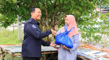 Peringati Hari Jadi ke-75 Humas Polri, Polres Batu Bara Salurkan 10 Paket Sembako kepada Masyarakat