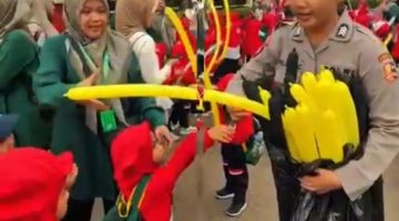 Ceria dan Edukatif! Polisi Satwa Korsabhara Polri Kenalkan K-9 dan Kuda Turangga ke Anak-Anak TK Islam Amaryllis*