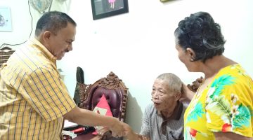 Maruli Siahaan Jenguk Sahabat Seperjuangan AKBP (Purn.) Miden Situmorang, Wujud Solidaritas dan Kepedulian Sesama Purnawirawan Polri