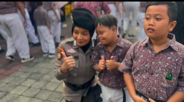 Keceriaan Siswa SLB Negeri Depok diacara Edukasi Satwa Korsabhara Polri*