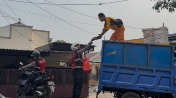 Hadir di Tengah Masyarakat, Den Turangga Ditpolsatwa Polri Tebar Kebaikan Lewat Jumat Berkah di Depok*