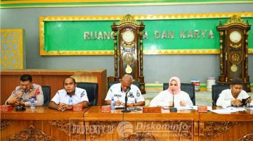 Untuk Memastikan Seluruh Rangkaian Acara Berjalan Optimal dan Matang, Pemkab Labuhanbatu Menggelar Rapat Evaluasi Persiapan Peringatan Hari Jadi Pemkab Labuhanbatu ke-81 Tahun 2026.