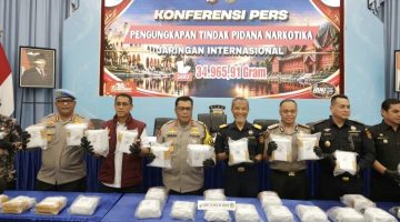 Polda Riau Gagalkan Peredaran 34,9 Kg Sabu, Lima Tersangka Ditangkap