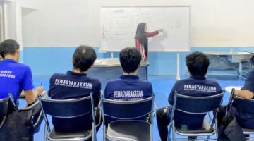 Hak Pendidikan Tetap Terpenuhi, Warga Binaan Rutan Tanjung Pura Ikuti Program PKBM Paket A