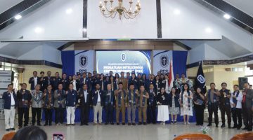 Bupati Dairi Vickner Sinaga Hadiri Pelantikan PIKI.